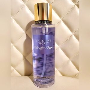 Victoria’s Secret Midnight Bloom Body Mist – 250ml / 8.4 fl oz ✨